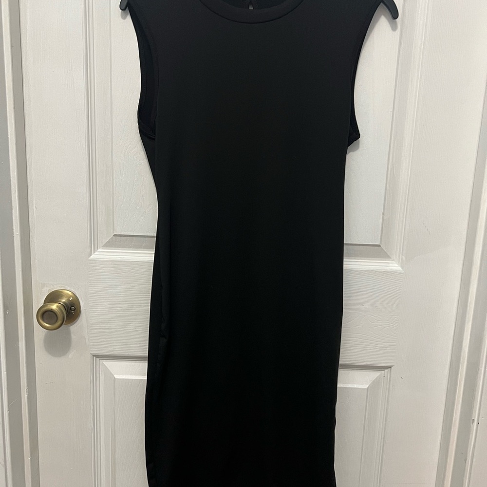 Elegant Black Sleeveless Dress